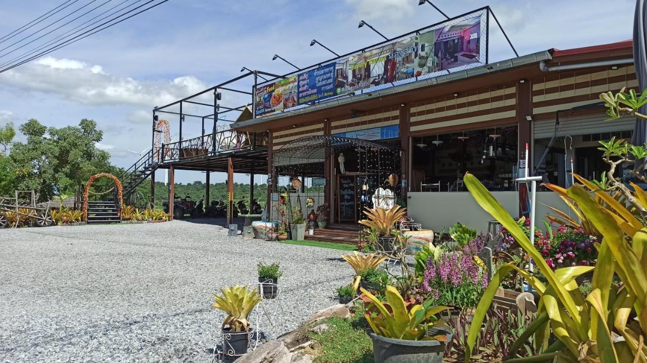 Touch The Wind Hotel Chaiyaphum Luaran gambar
