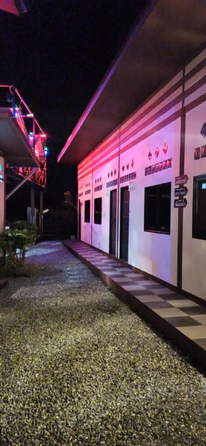 Touch The Wind Hotel Chaiyaphum Luaran gambar