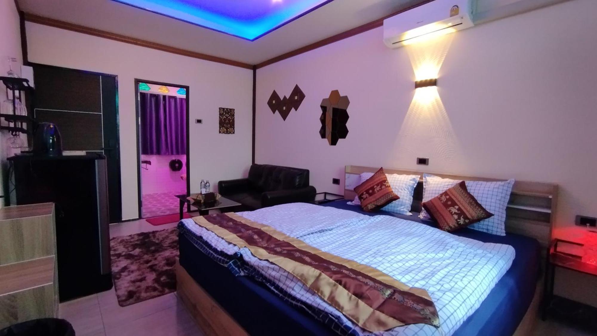 Touch The Wind Hotel Chaiyaphum Luaran gambar
