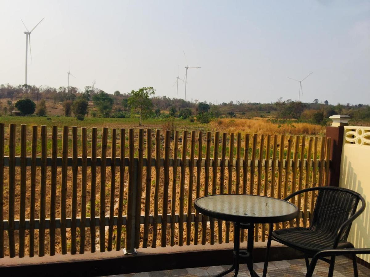 Touch The Wind Hotel Chaiyaphum Luaran gambar